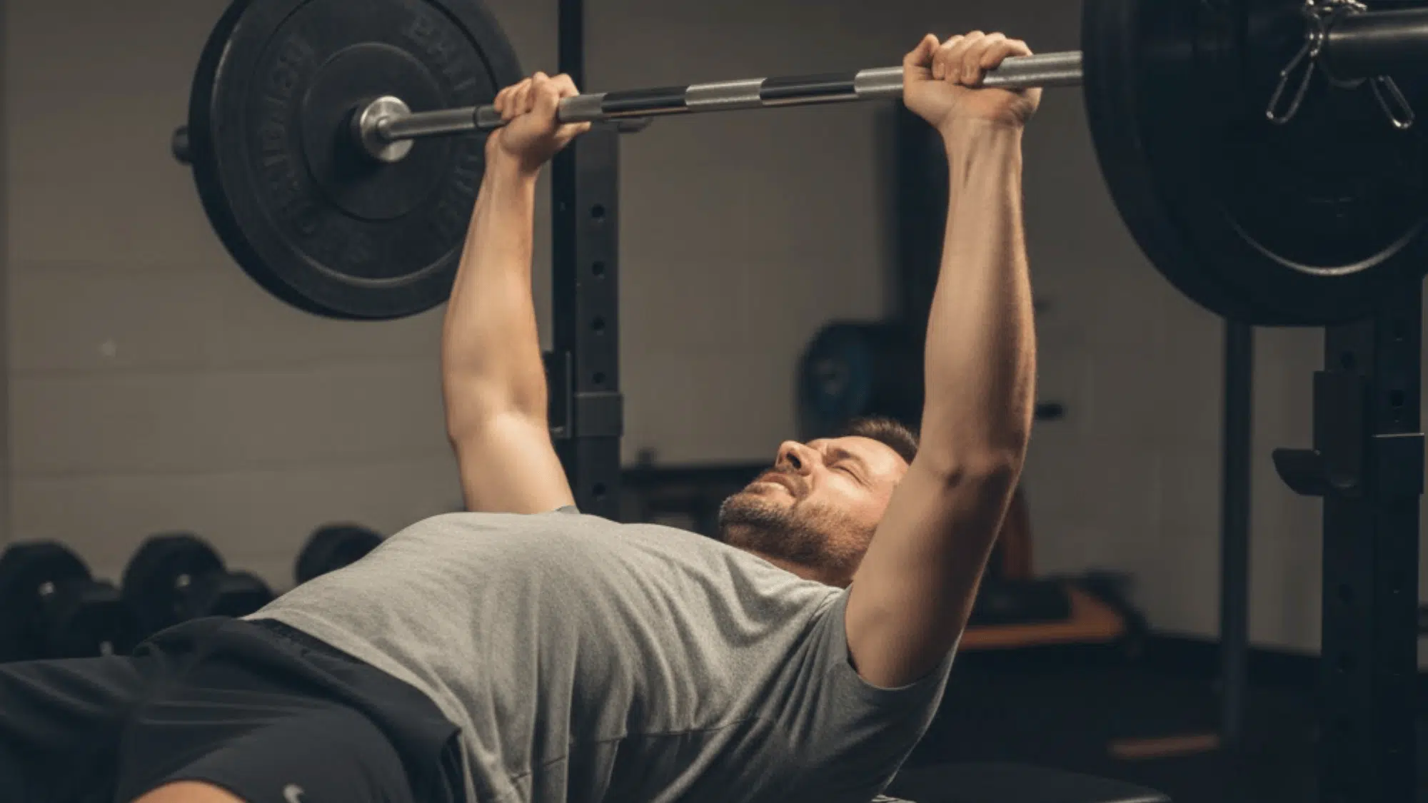 5 Fixes for Shoulder Pain when Benching