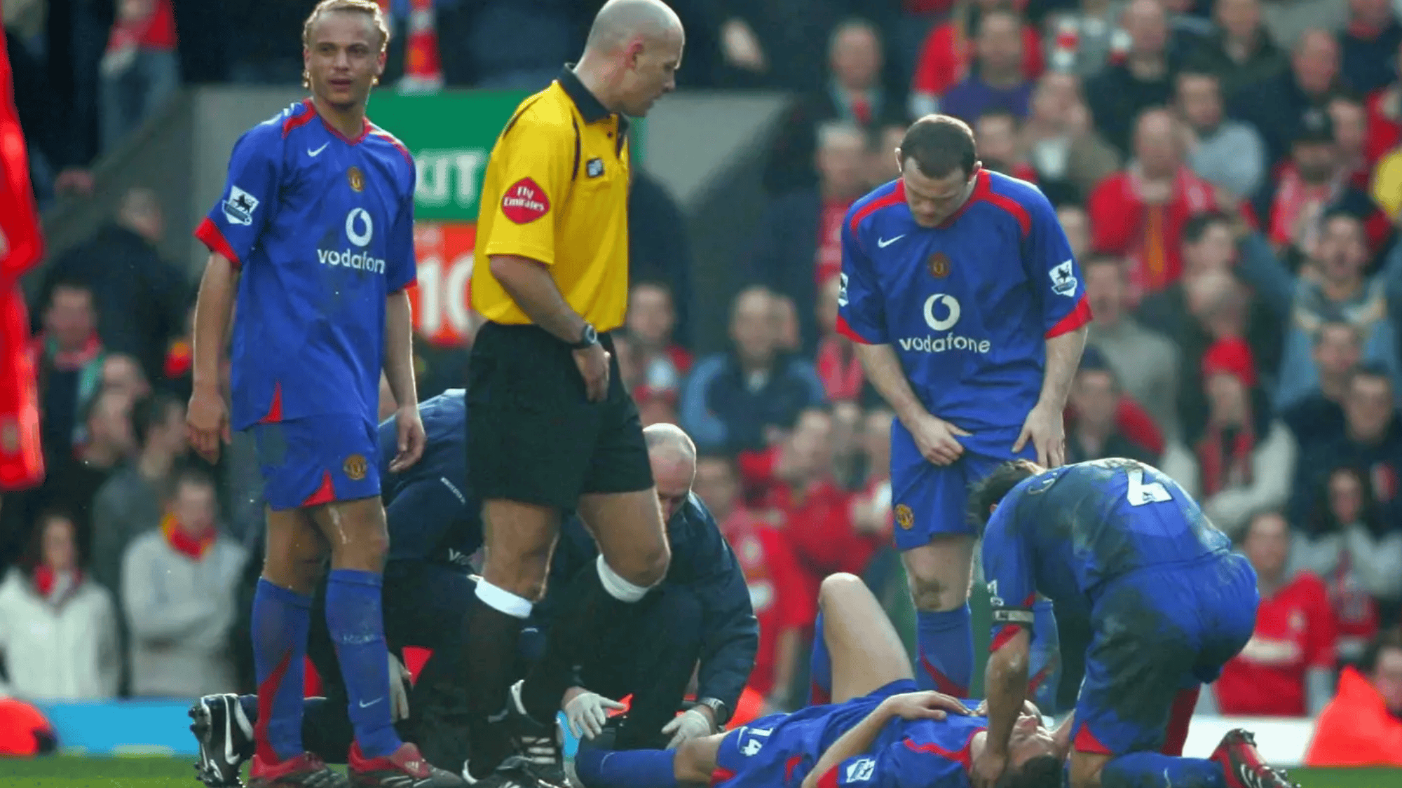 alan smith s dislocated ankle