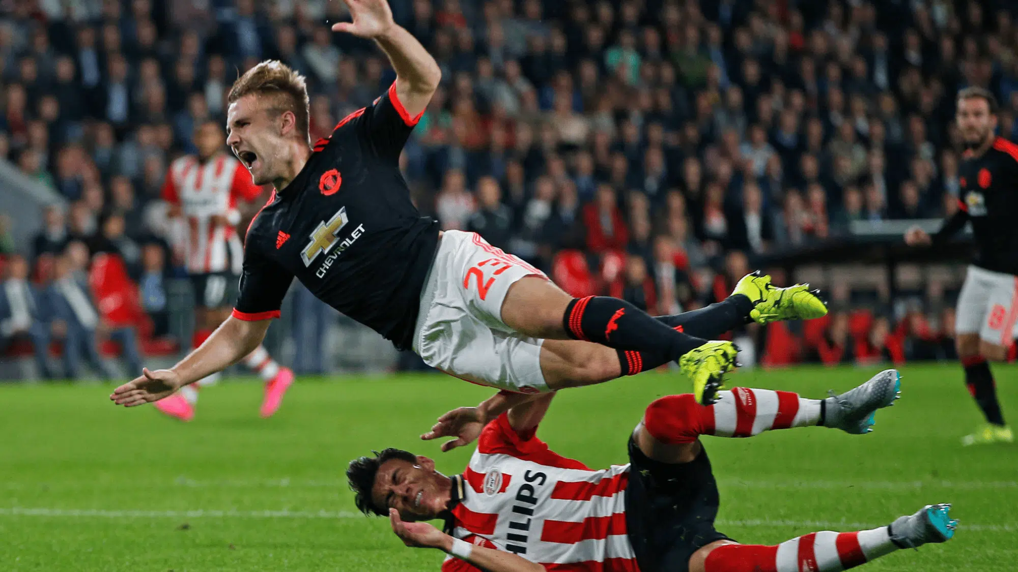 luke shaw s double fracture