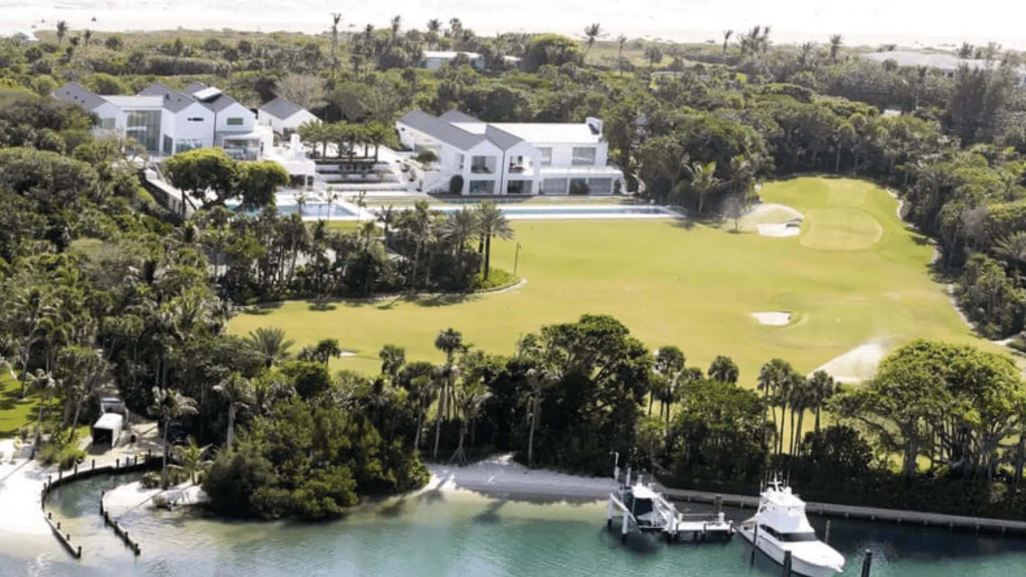 outside the house golf water and total privacy