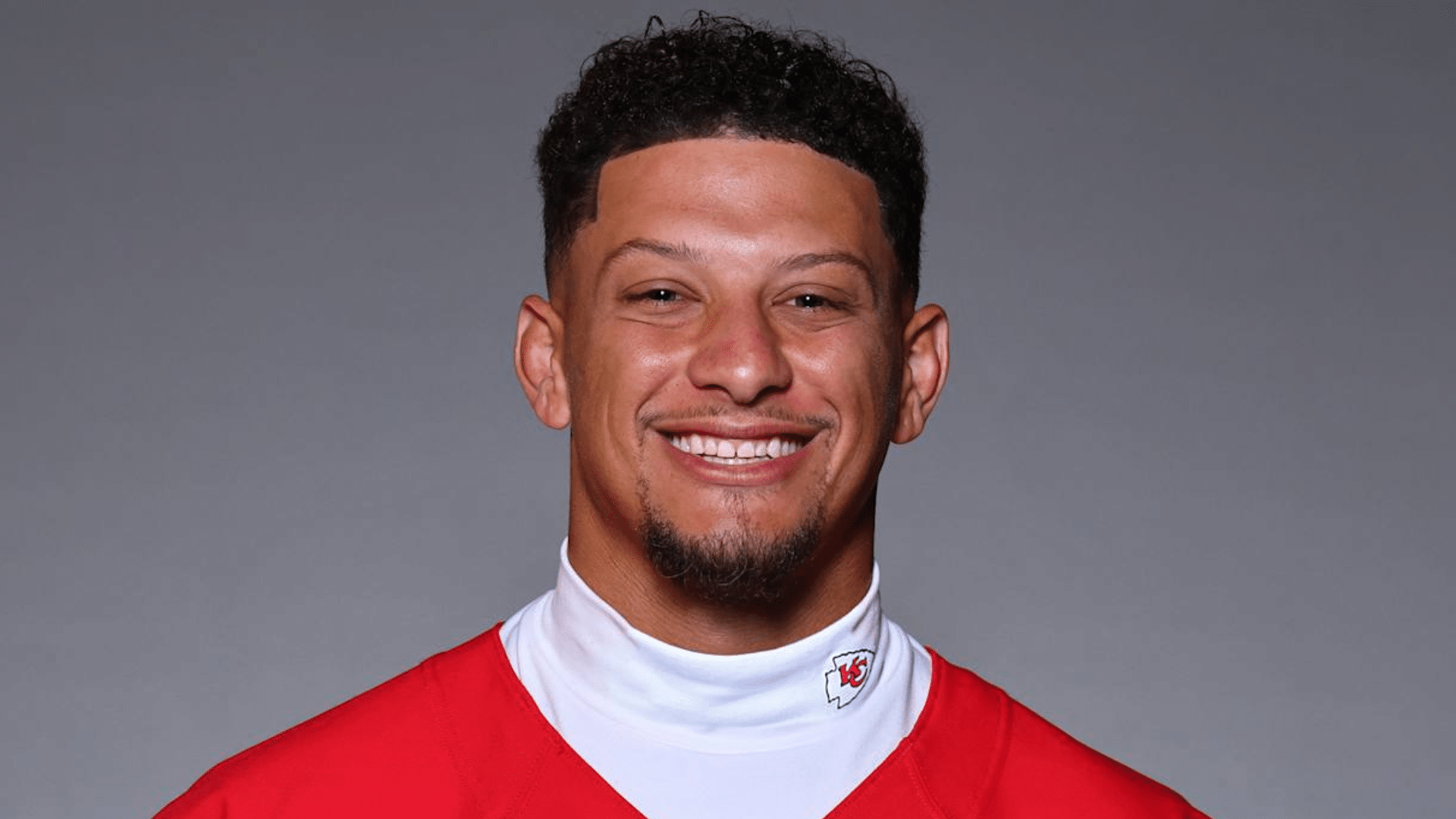 patrick mahomes smiling happily
