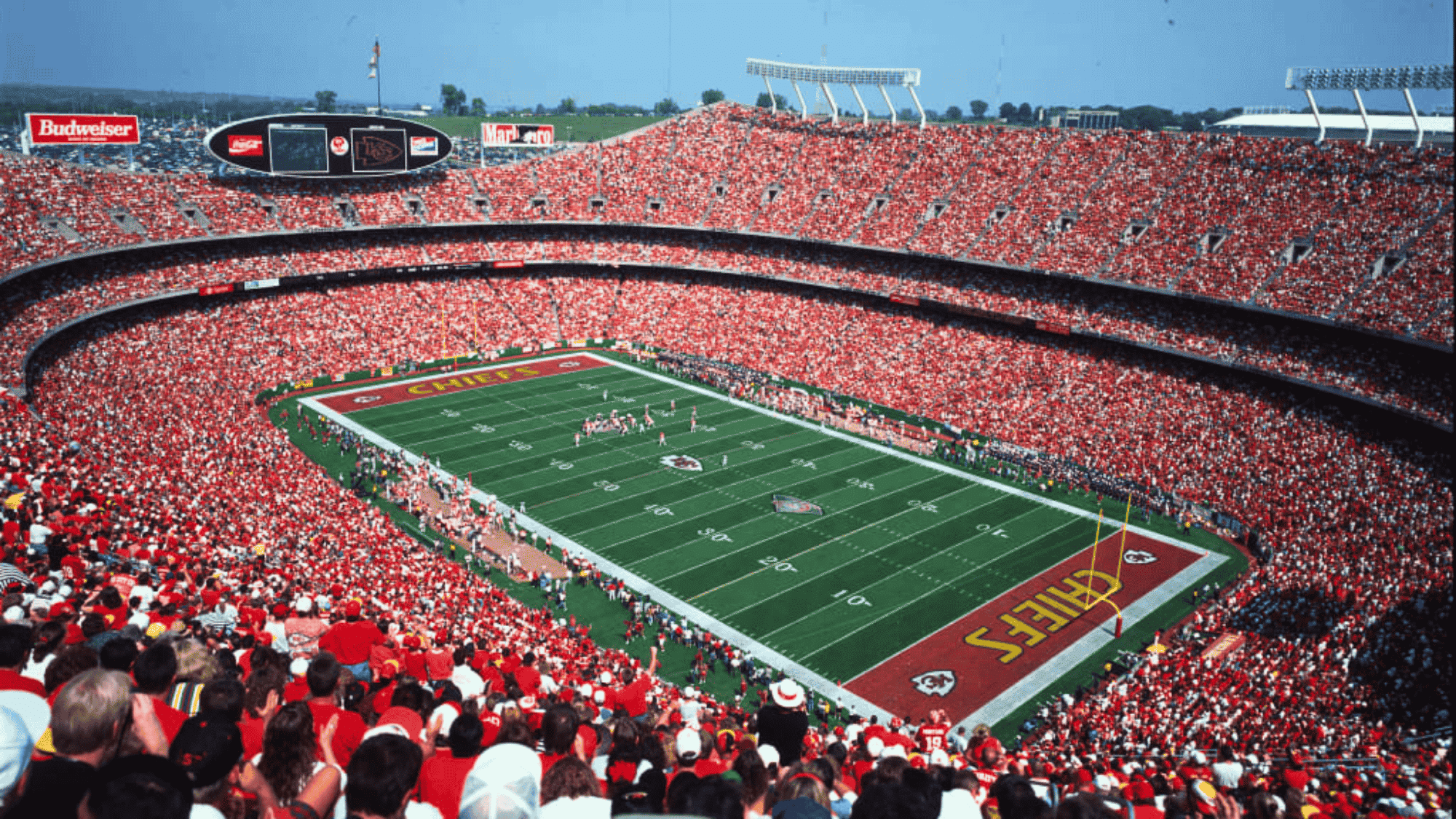 arrowhead stadium full of fans american football facts about american football