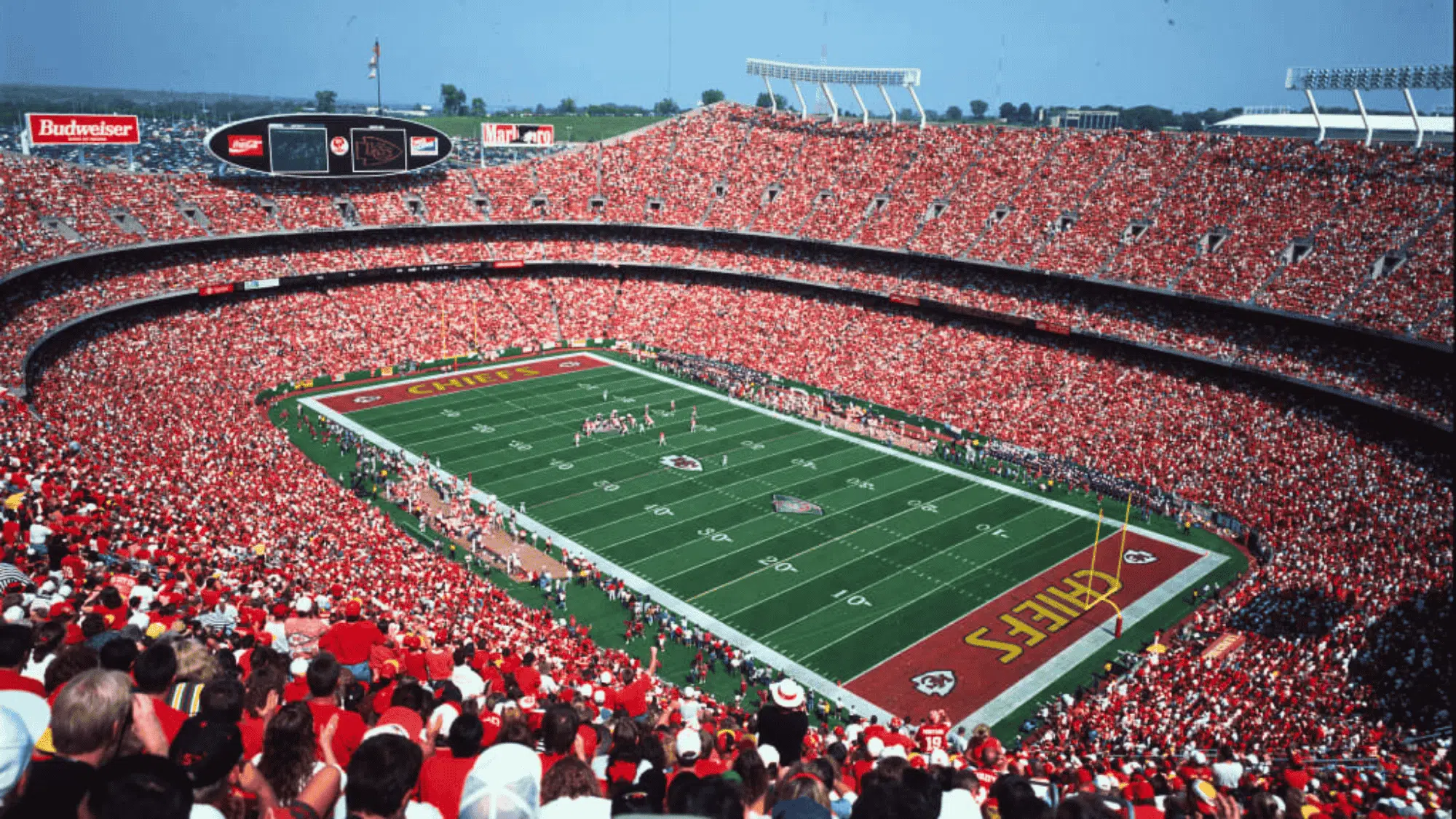 arrowhead stadium full of fans american football facts about american football