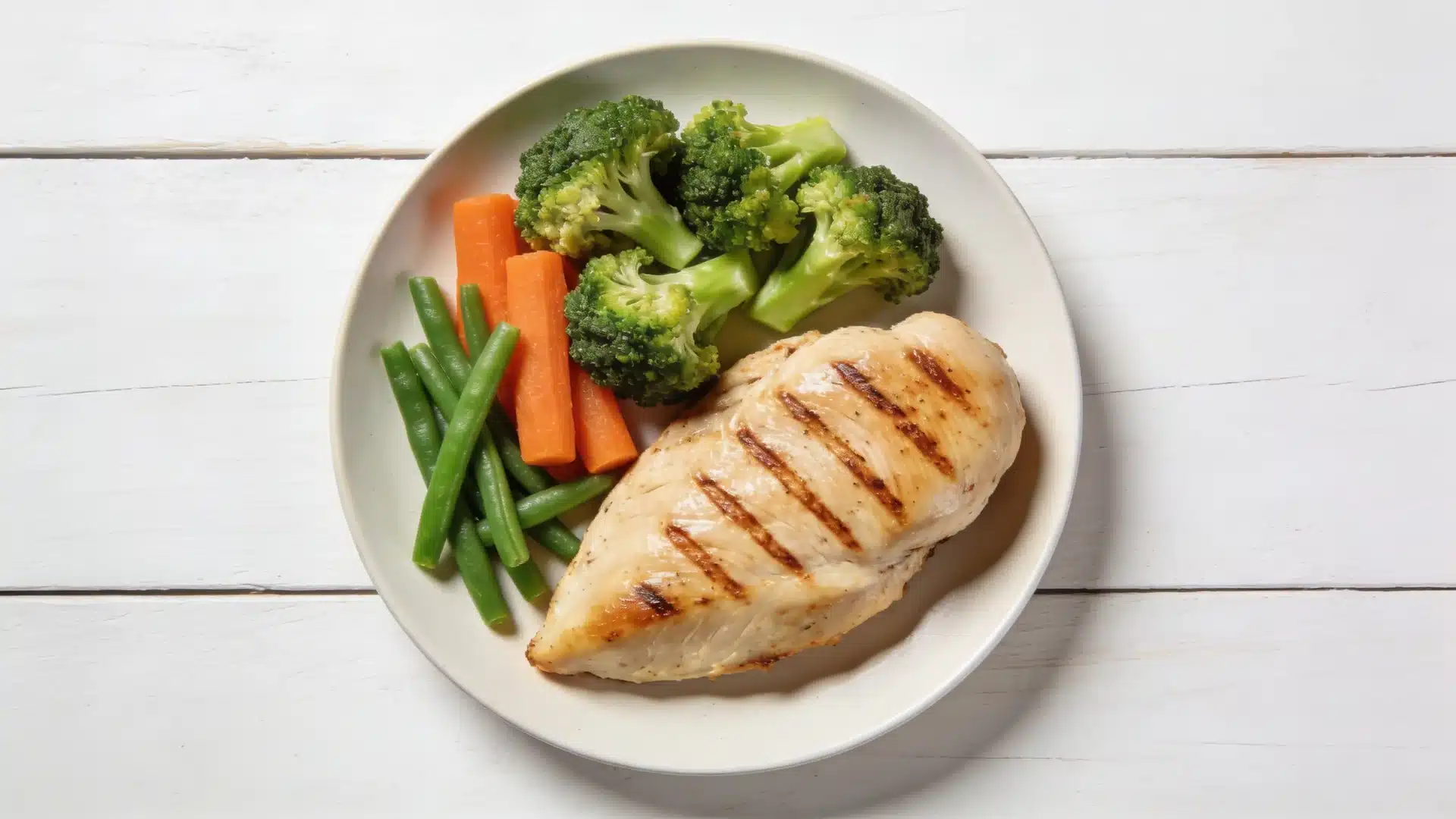grilled chicken breast with steamed vegetables perfect for high protein snacks weight loss and healthy meals