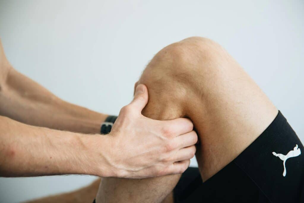 How to Choose the Right Mobility Aid After a Lower-Body Sports Injury
